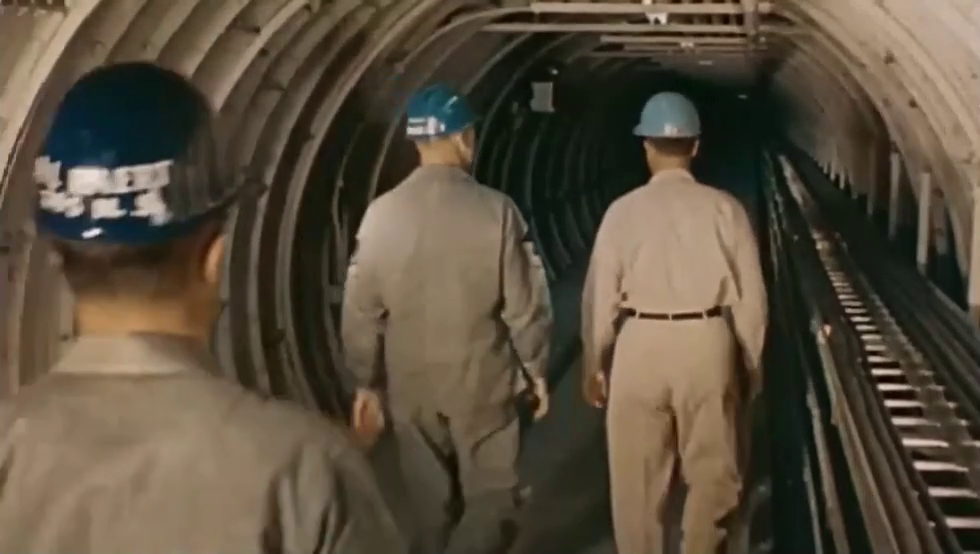 Encounter UFO – Security Threats (S01E01)